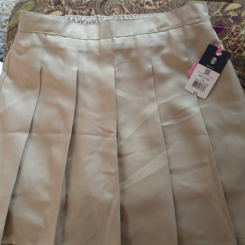 IZOD Approved schoolwear - new never worn